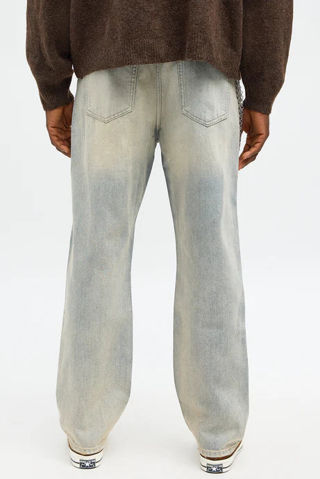 Destroyed Jeans