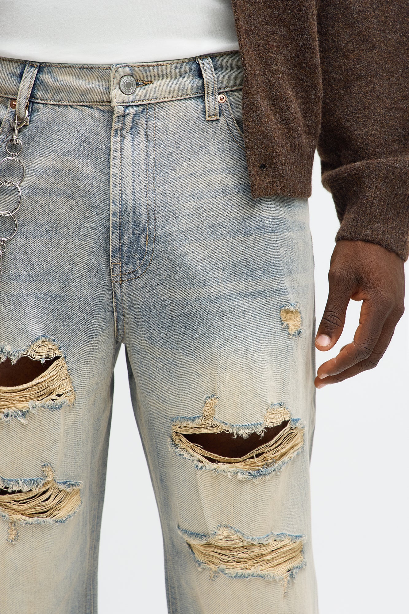 Destroyed Jeans